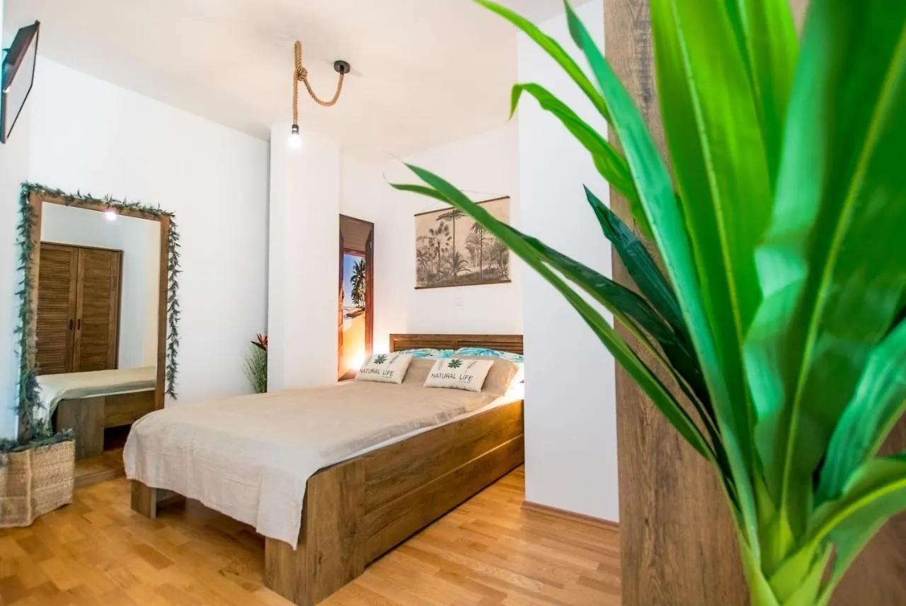 4 * Apartment Sunset Close To The Sea Kastela